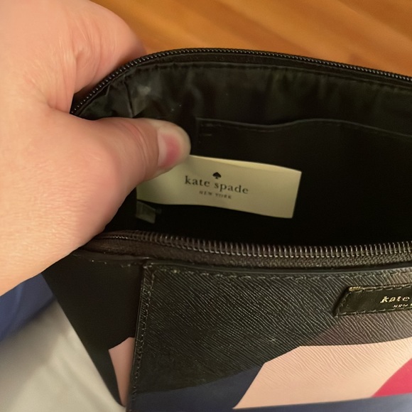 Kate Spade multicolored makeup bag. - Picture 4 of 4